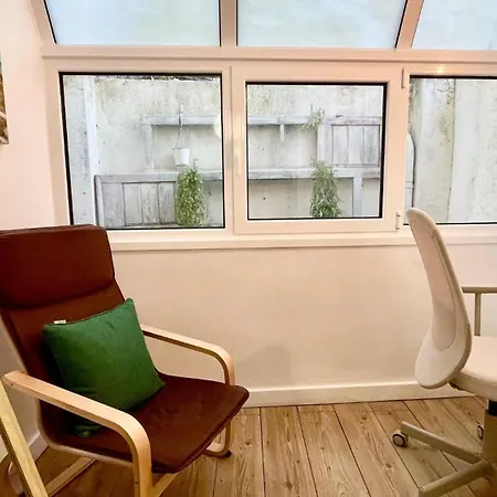 Charming 2-bedroom In Almada, Near Lisbon * Almada