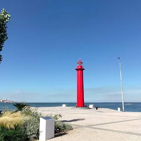 شقة Charming 2-bedroom In Almada, Near Lisbon